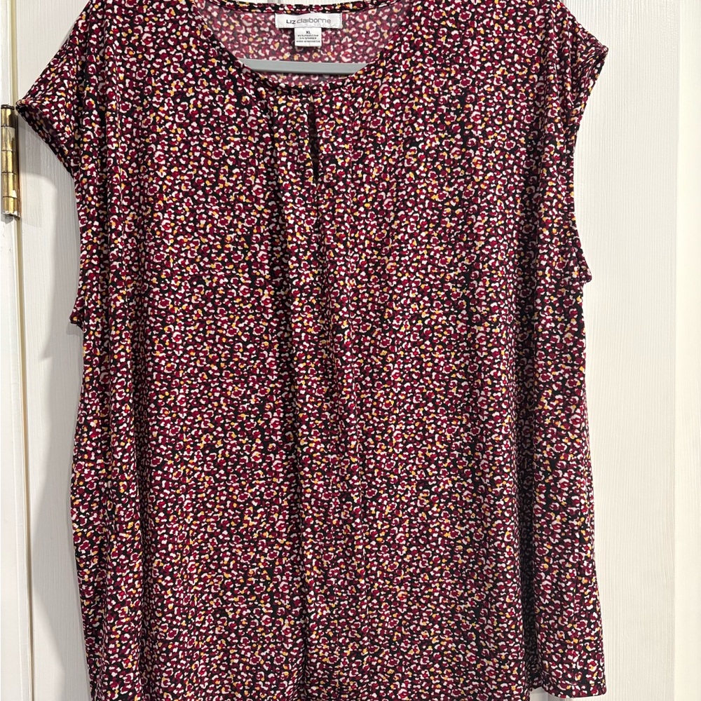 Liz Claiborne Women's Top - Pink and White Floral